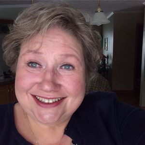 Meet your Posher, Denise